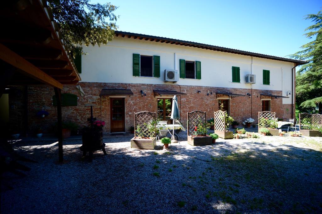 Gasthaus La Spiga D'Oro Pozzo  Exterior foto