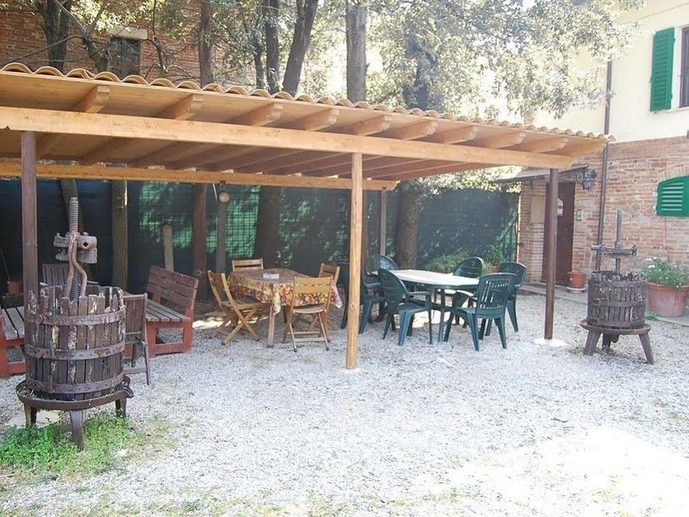 Gasthaus La Spiga D'Oro Pozzo  Exterior foto